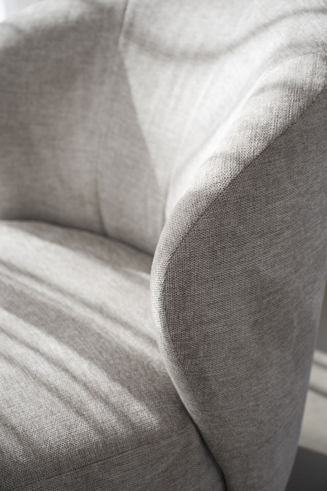 Roselawn loungestol beige