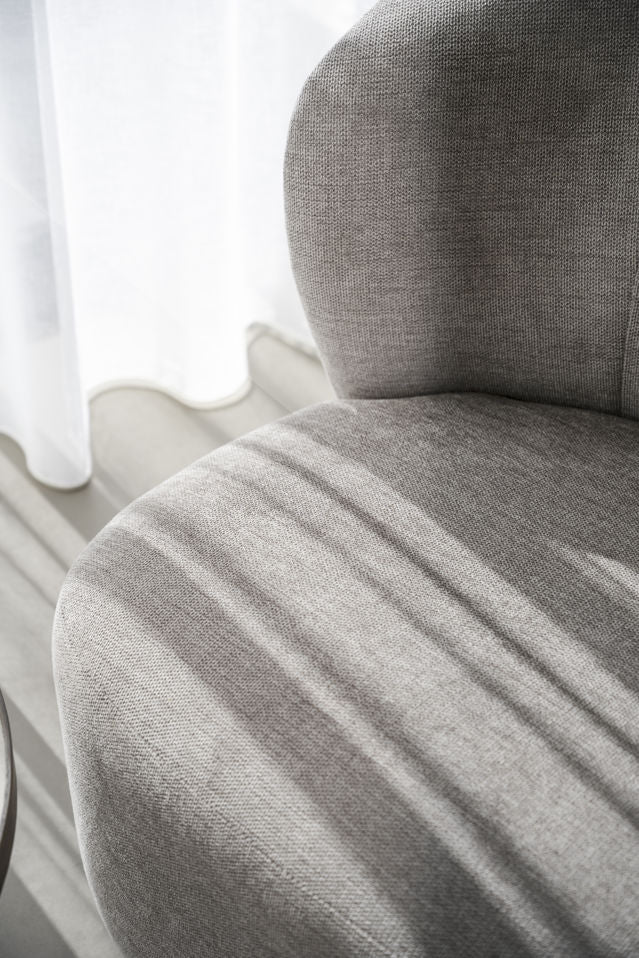 Roselawn loungestol beige