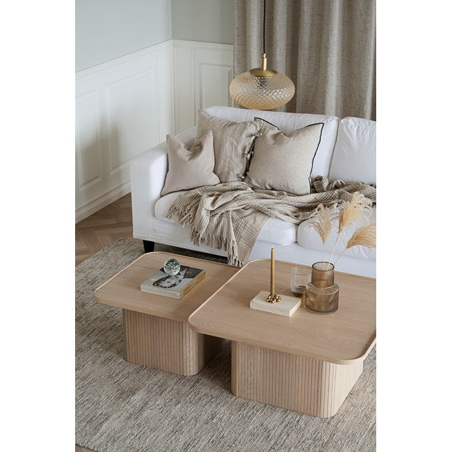 Sullivan soffbord 80x80