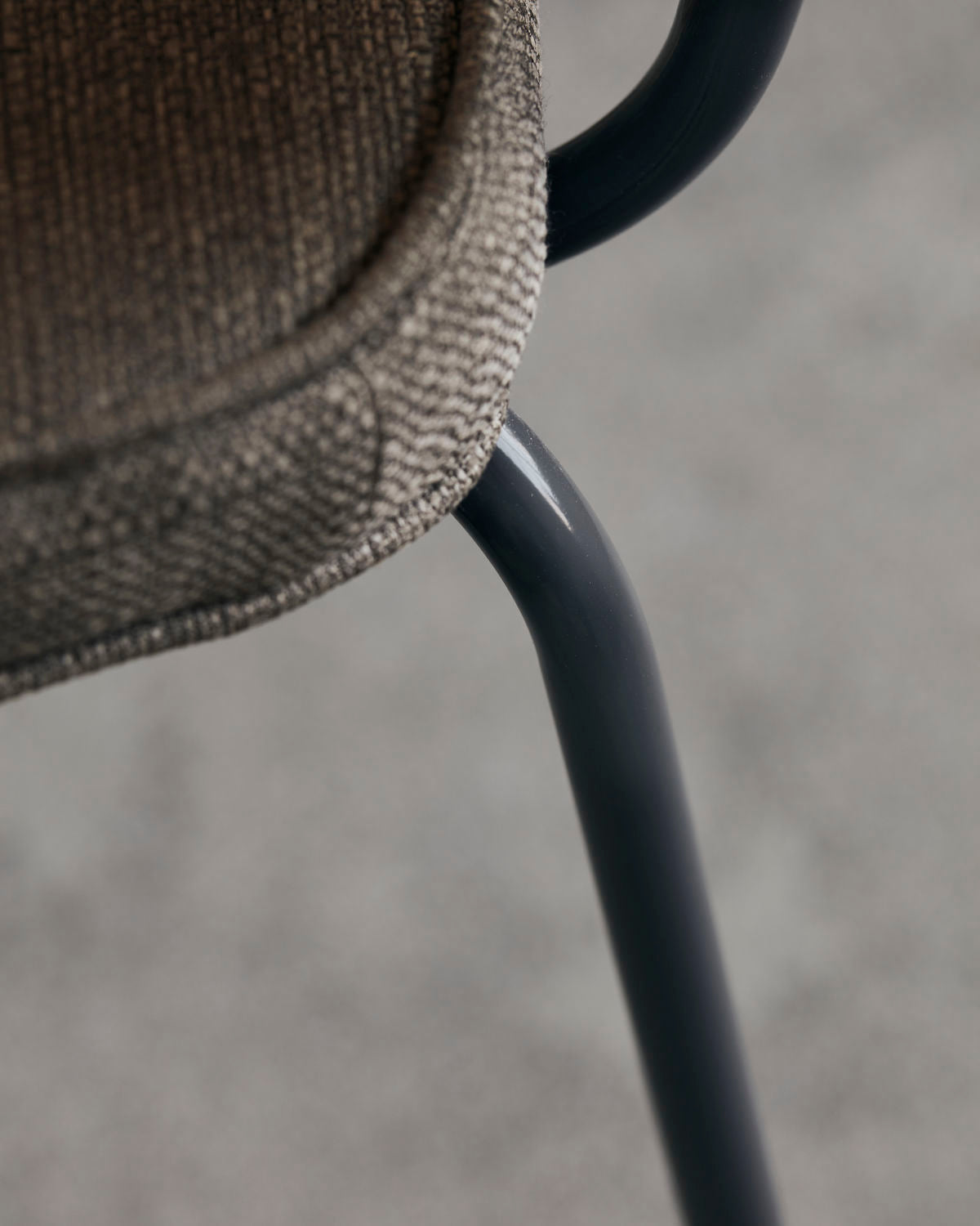 Carma stol Mörk sand