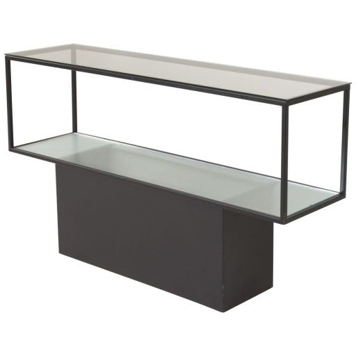 Maglehem Sideboard